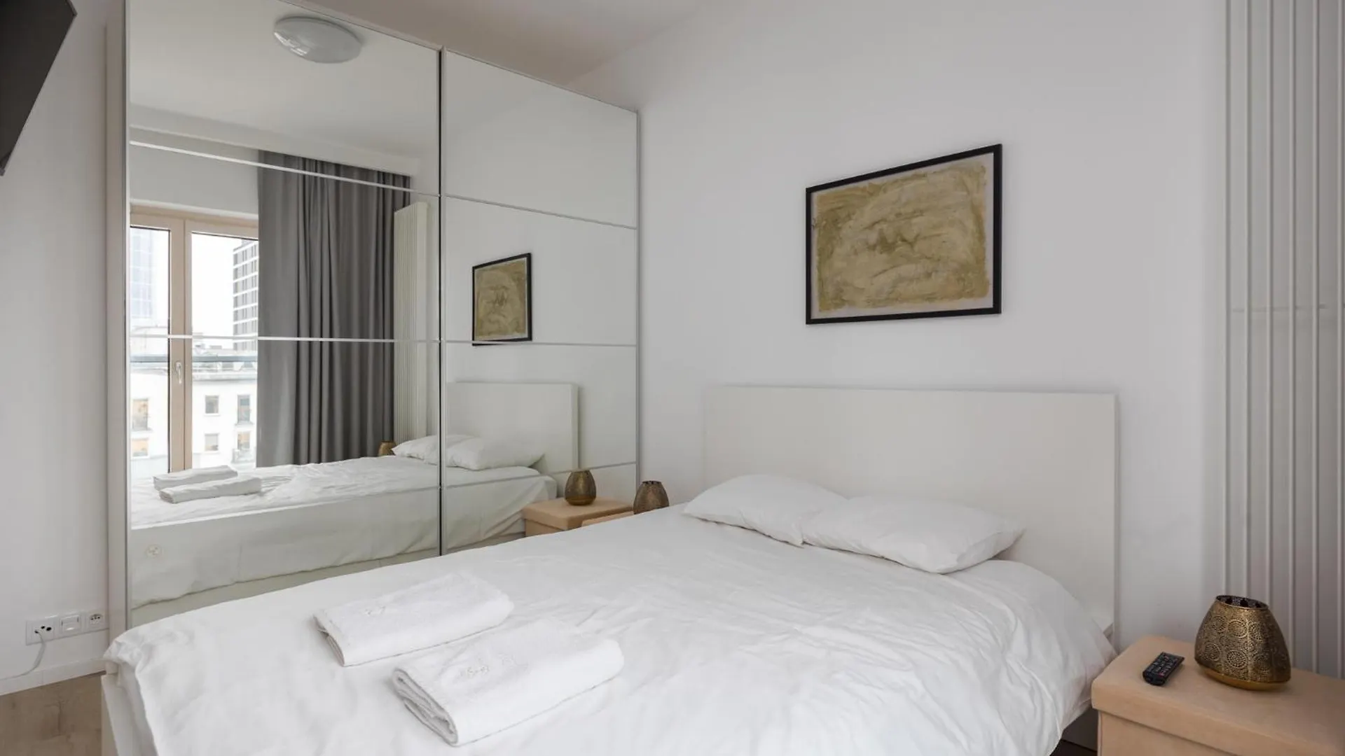 Apartment Vipwarsawapartments Cytryn Mennica Residence