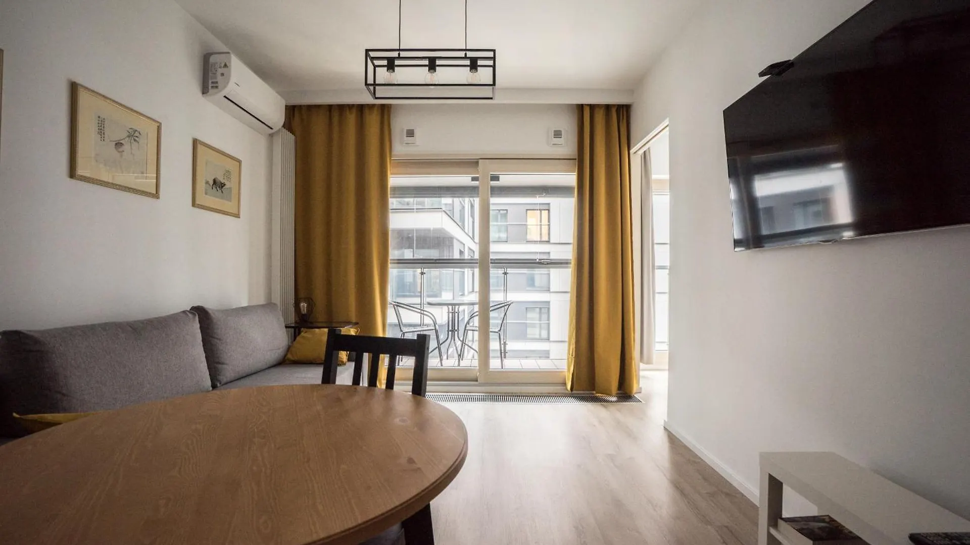 Apartment Vipwarsawapartments Cytryn Mennica Residence