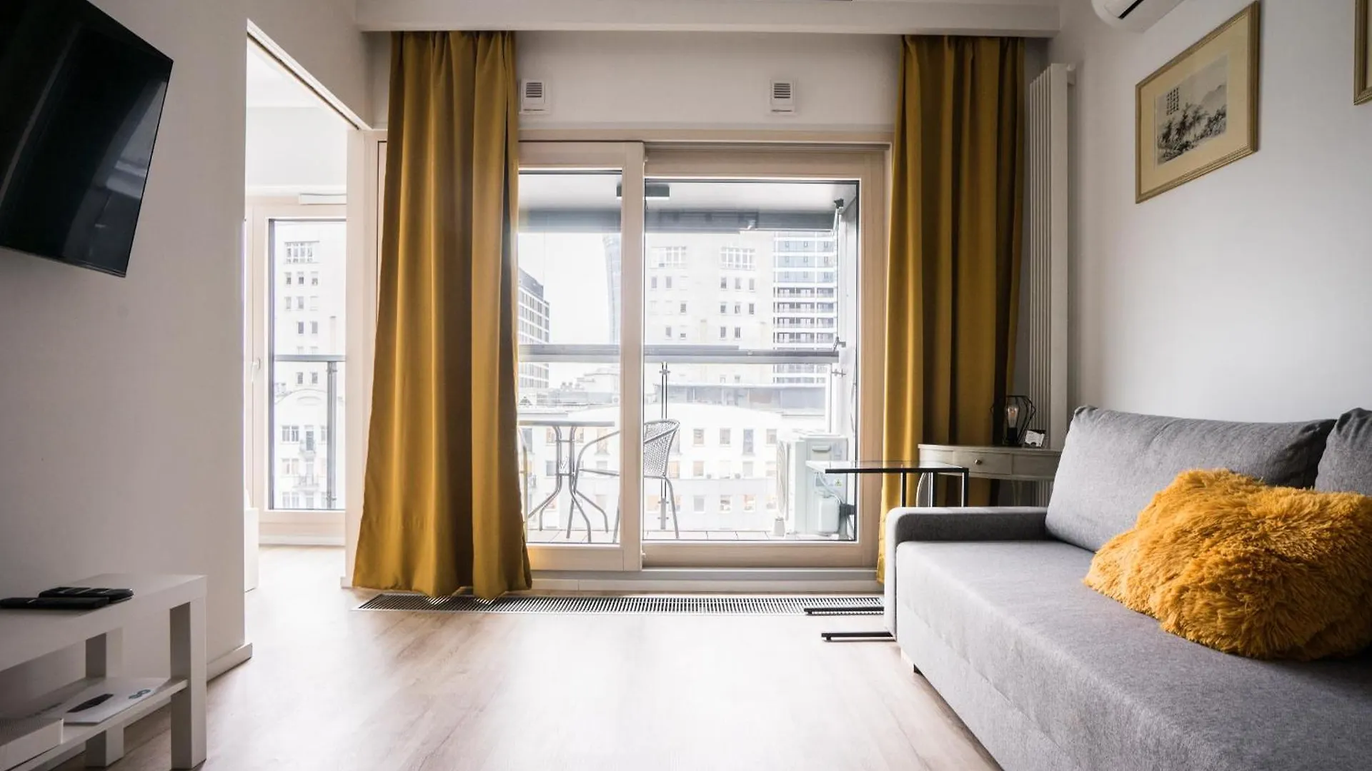 Vipwarsawapartments Cytryn Mennica Residence Apartment Warsaw