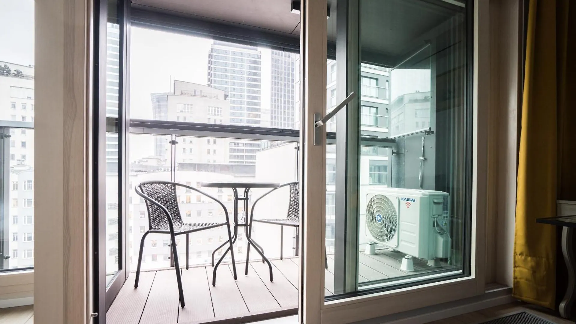 Vipwarsawapartments Cytryn Mennica Residence Warsaw